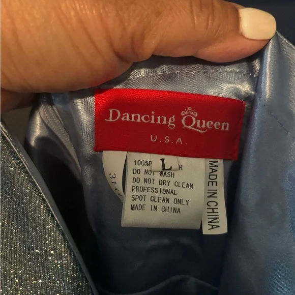 Homecoming or cocktail dress. - Picture 2 of 2